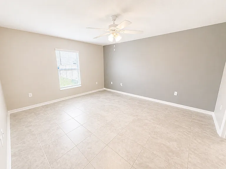 1450 Lassen St — Photo 5
