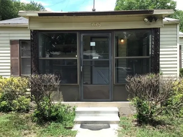 905 E Sycamore St, Denton, TX 76205