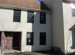 15 Barnes Ln, Toms River, NJ 08753