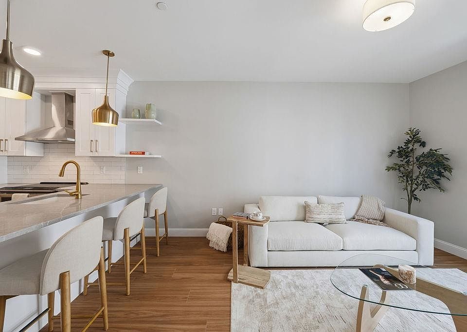 1st image of 99 Foundry Place #207