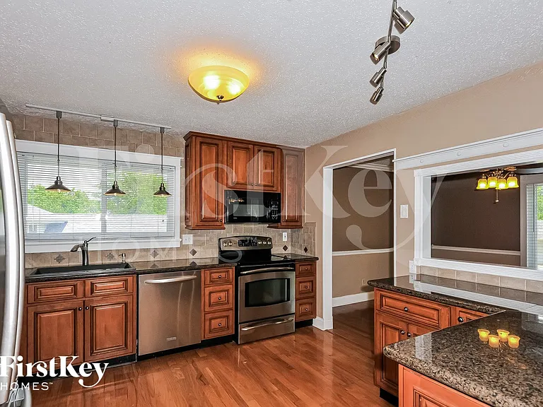 12207 Turkey Creek Ct — Photo 6