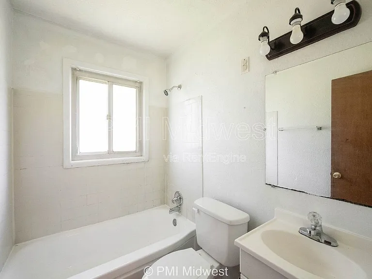 8124 E 37th Pl — Photo 19