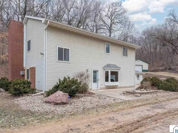 23955 Lime Valley Rd, Mankato, MN 56001