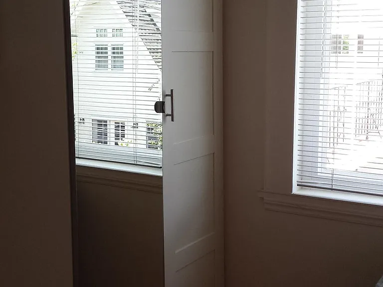 357 Hawthorne Ave #C — Photo 24