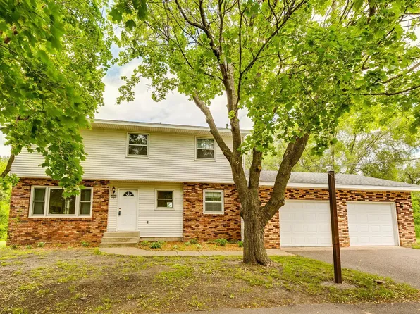 5464 Hodgson Rd, Saint Paul, MN 55126