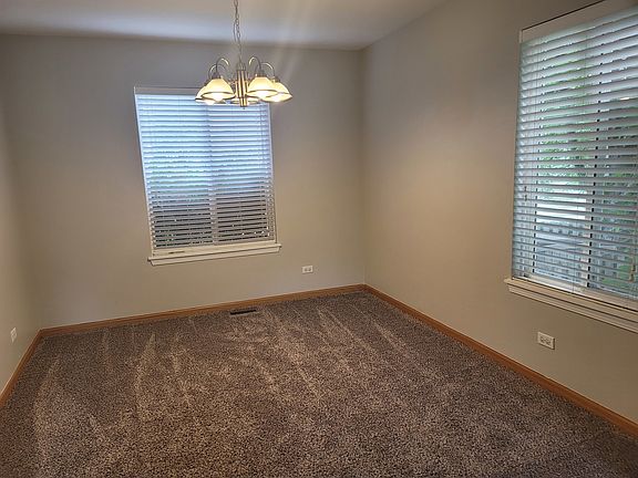 4th image of 2757 Jenna Cir