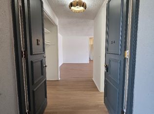 5020 Coldwater Canyon Ave, Sherman Oaks, CA 91423
