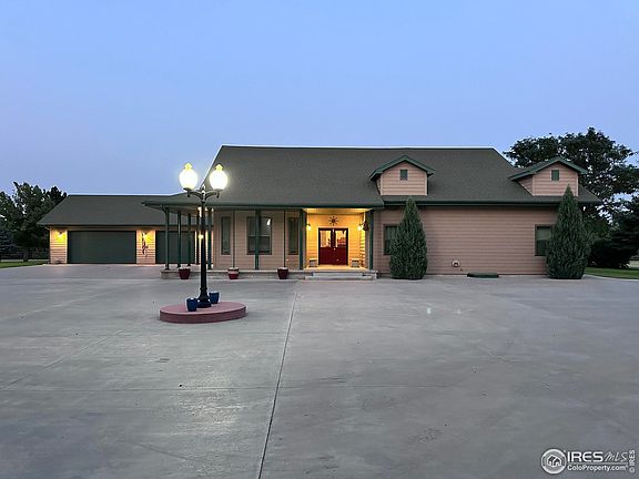 2nd image of 48033 Cottonwood Ln