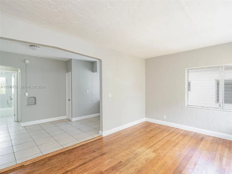 7635 Dickens Ave #8 — Photo 3