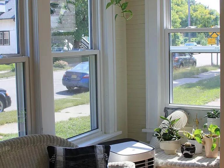 2118 Grand St NE #1 — Photo 18