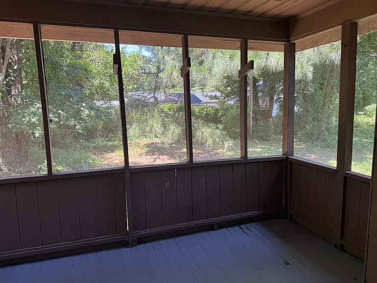 1307 Hemingway St — Photo 15