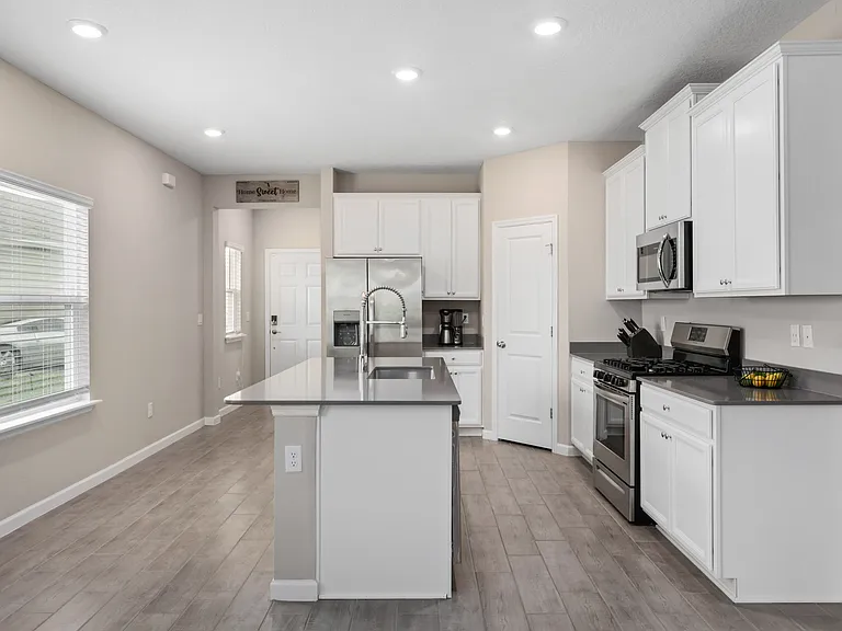 3987 Bloomfield Ct — Photo 33