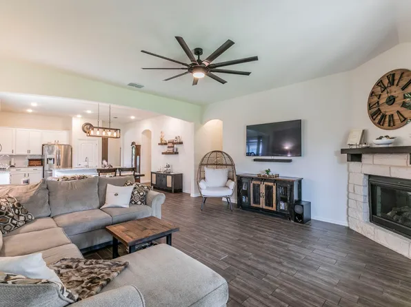 320 Lake Trail Ln, Prosper, TX 75078