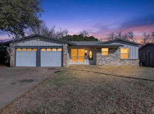 1845 Wintergreen Rd, Carrollton, TX 75006