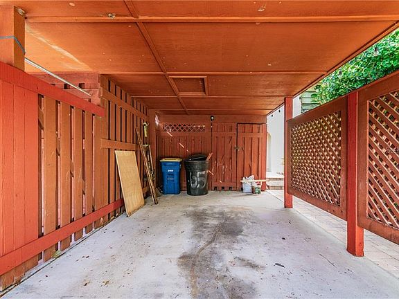 5th image of 657 Fairwood Forest Dr