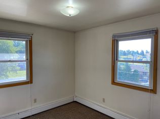1117 N 18th St #3, Bismarck, ND 58501