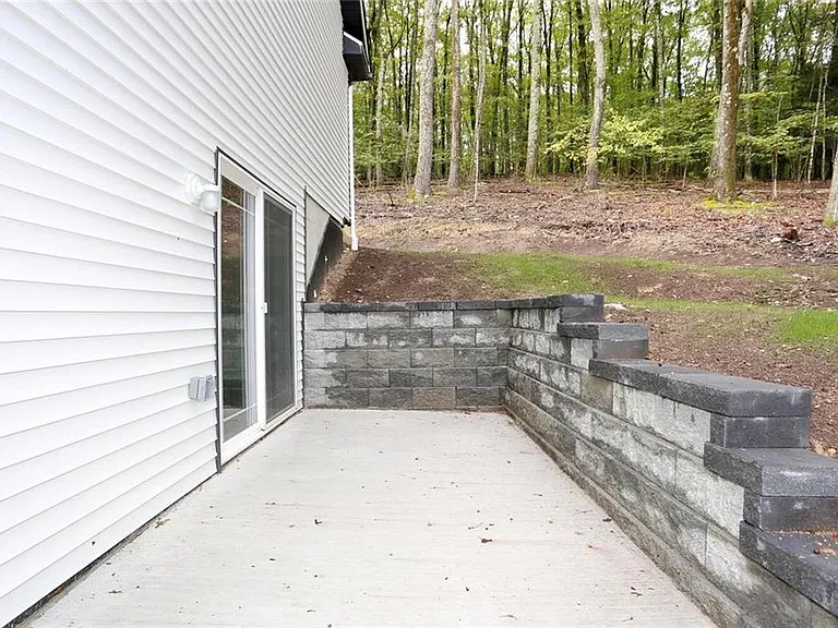 1097 Route 211 W — Photo 6