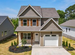 2021 Charles St NE, Cleveland, TN 37311