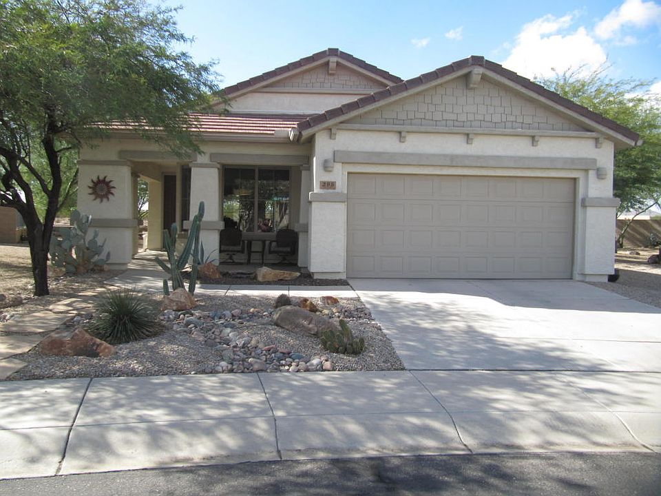 1st image of 295 W Pullen Pl