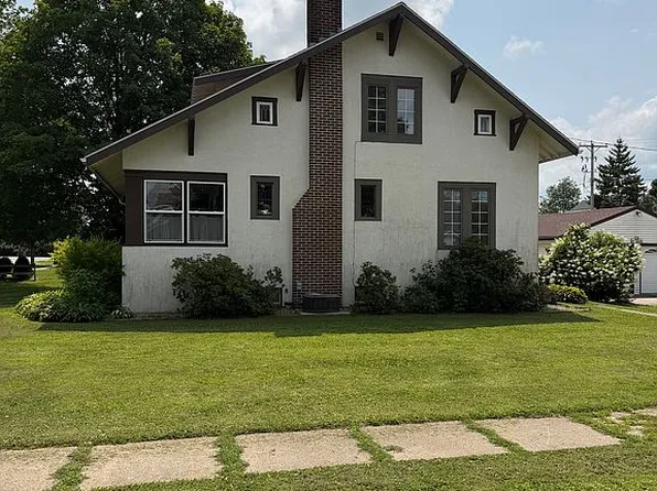 404 S School St, Saint Ansgar, IA 50472