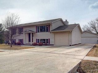 107 School St, Gilbert, IA 50105