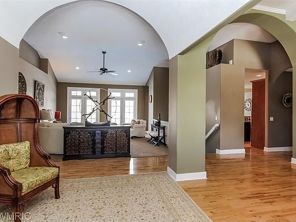 2nd image of 5671 Manchester Hills Dr SE