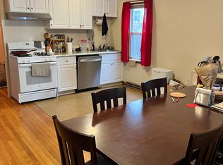 306 Summer St #1R, Somerville, MA 02144