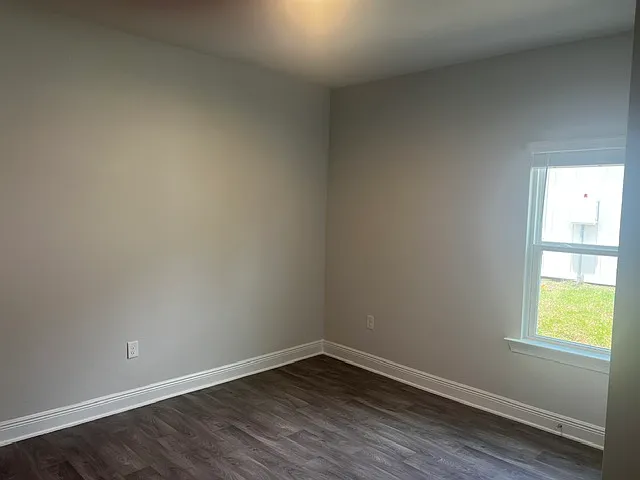 32400 Revere Dr — Photo 12