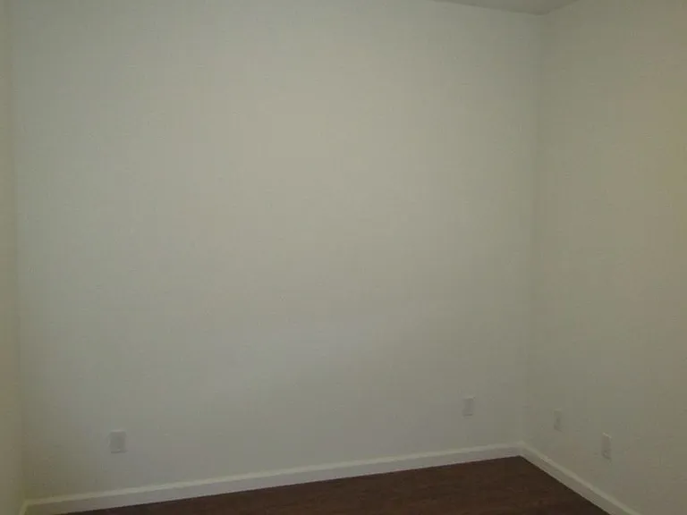 1470 Tammy Way — Photo 12