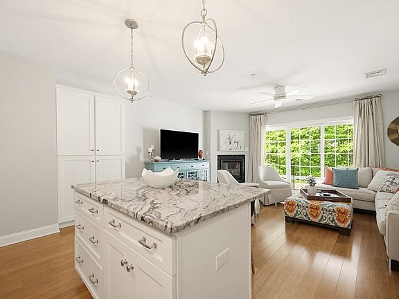 3rd image of 89 Terry Ln #89