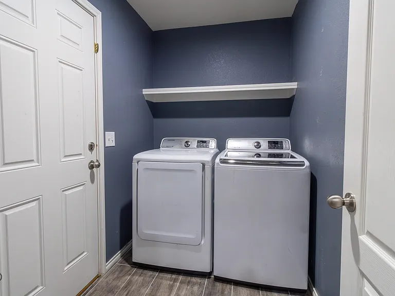 1218 Newman Ave — Photo 20