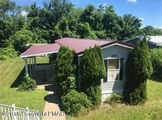 229 Molly Pitcher Rd, Mount Bethel, PA 18343