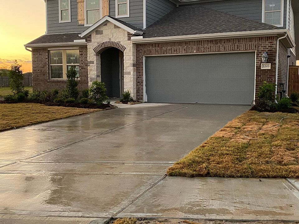 1st image of 2203 Brickfielder Ln