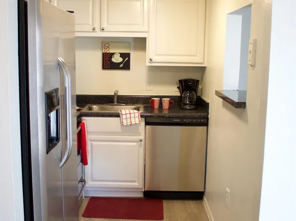 2515 N Alafaya Trl APT 27, Orlando, FL 32826