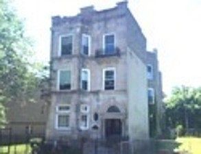1st image of 4326 S Greenwood Ave #2