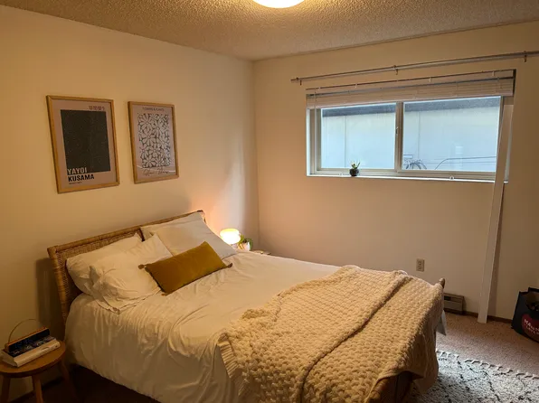 8309 5th Ave NE #104, Seattle, WA 98115