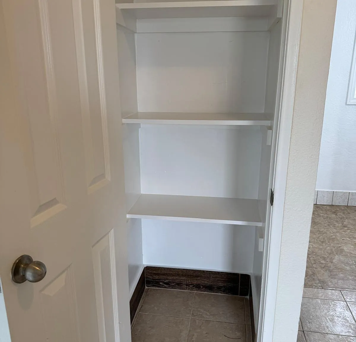 2 bed, 950 sqft, $1,580 — Photo 1