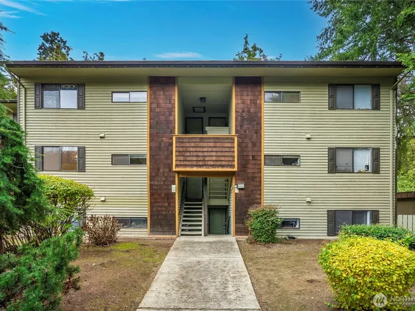23405 16th Avenue S #C203, Des Moines, WA 98198