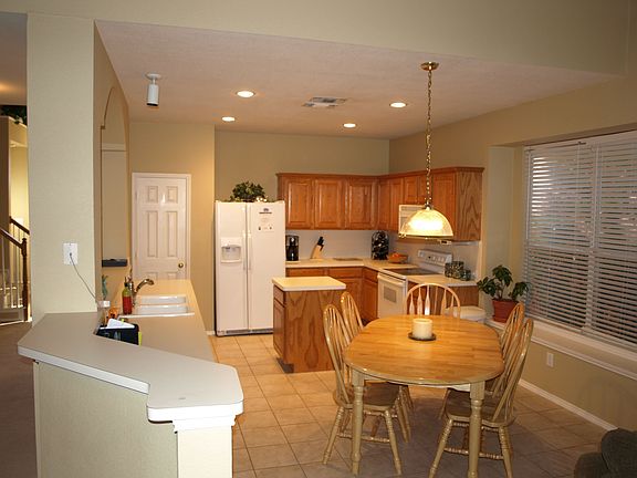 2nd image of 5208 Evergreen Dr