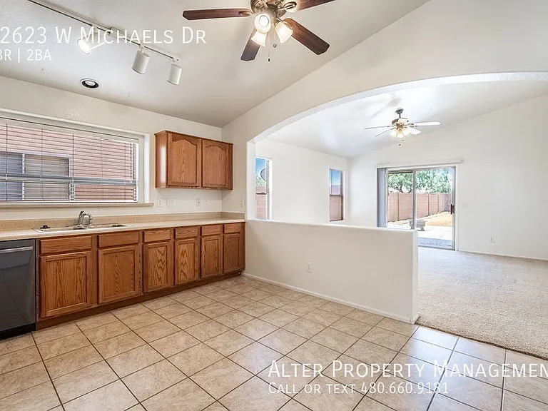 42623 W Michaels Dr — Photo 6
