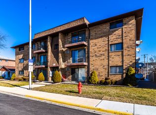 6348 Washington St APT 3C, Chicago Ridge, IL