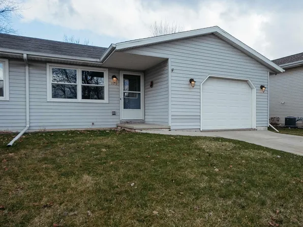 1519 Fairlawn Ave, Fond Du Lac, WI 54937