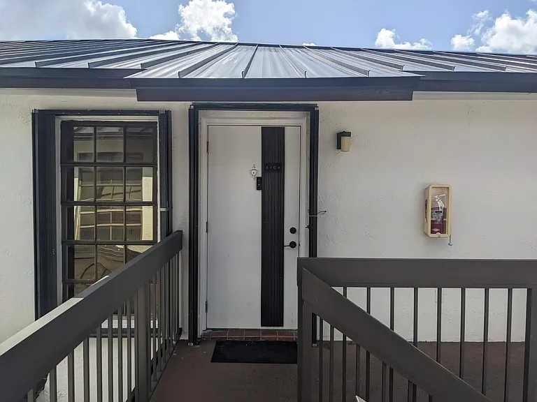 12205 SW 16th Ter #A104 — Photo 4