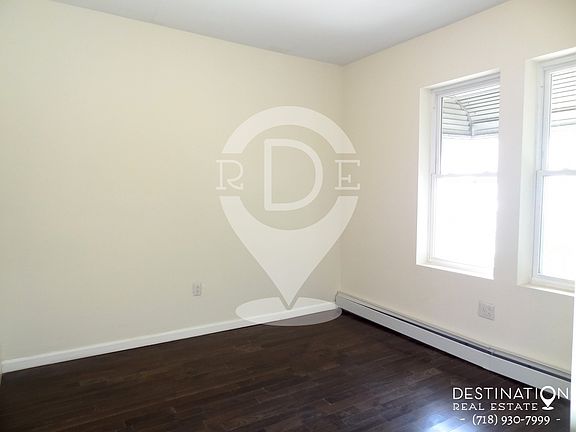 First Bedroom 12x10.5