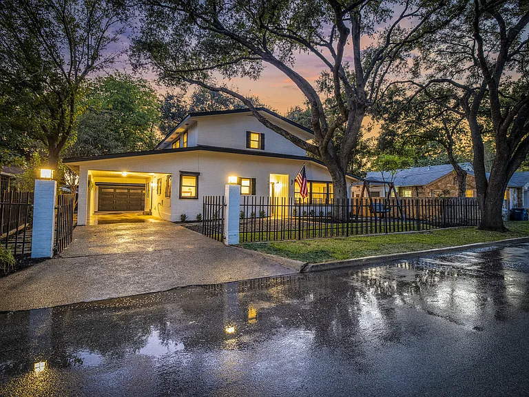 Booneville Ave — Photo 1