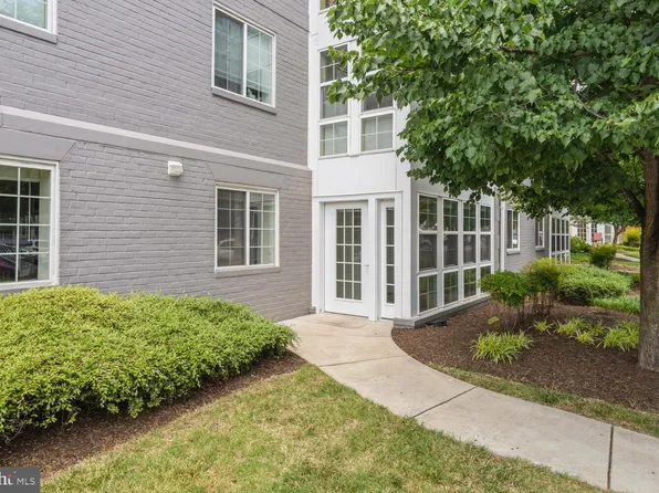 4111 S Four Mile Run Dr Unit 103, Arlington, VA 22204