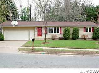 1604 Moholt Dr, Eau Claire, WI 54703