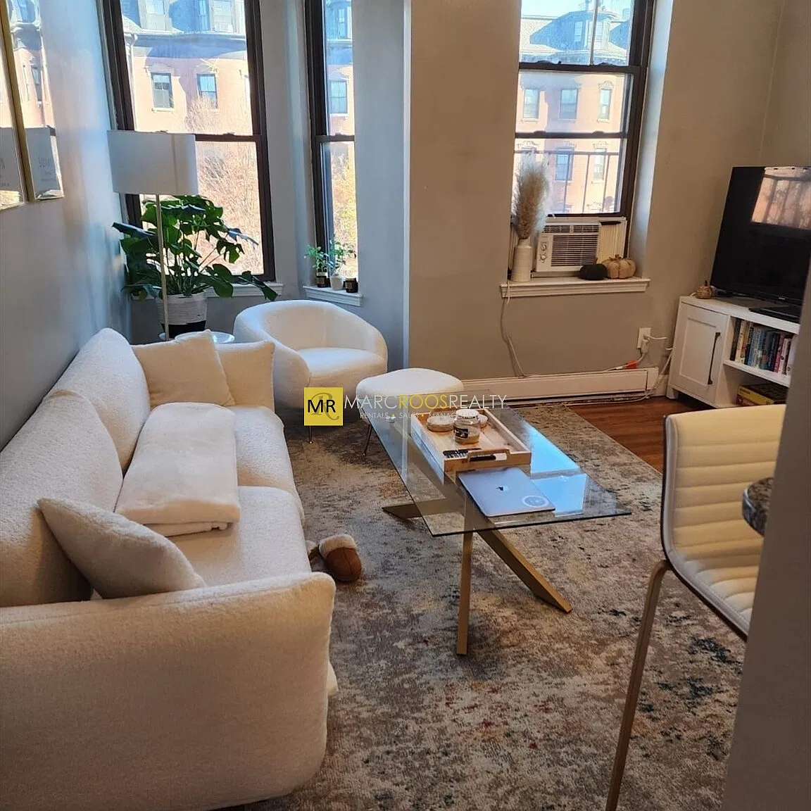469 Massachusetts Ave — Photo 4