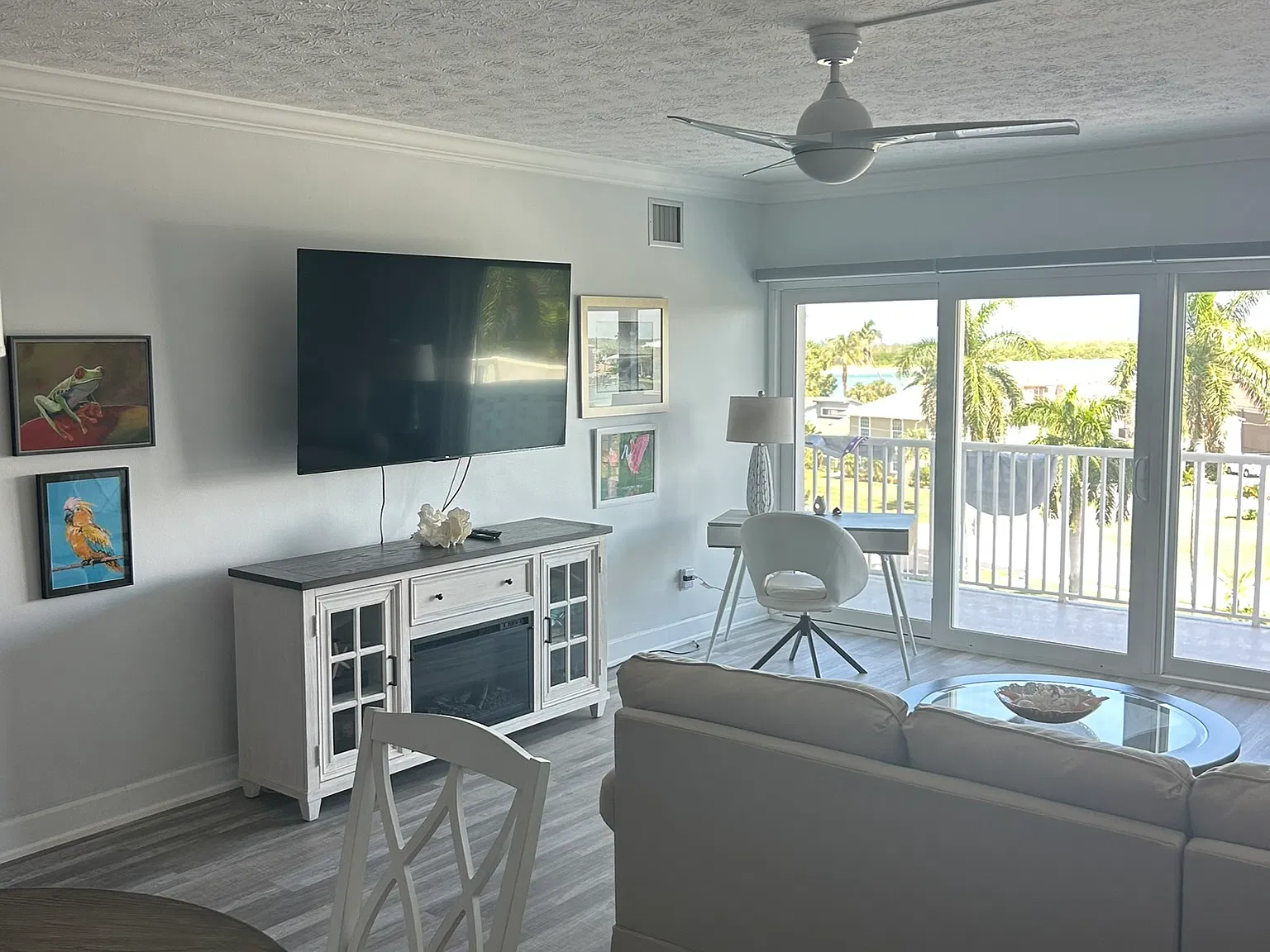1 bed, 941 sqft, $4,000 — Photo 3