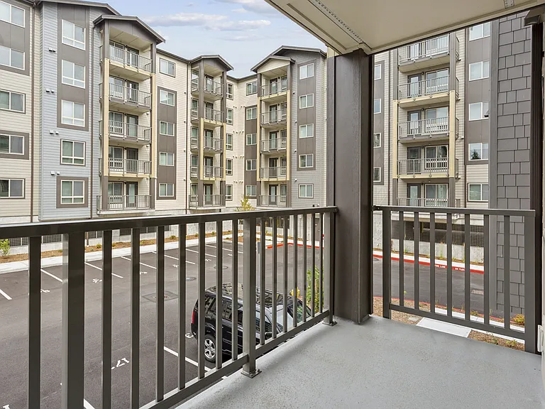 Four Corners Apartments — Photo 29